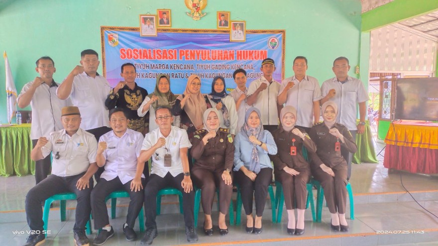 SOSIALISASI PENYULUHAN HUKUM DALAM RANGKA PENGUATAN APARATUR TIYUH AKAN BAHAYANYA PERJUDIAN ONLINE